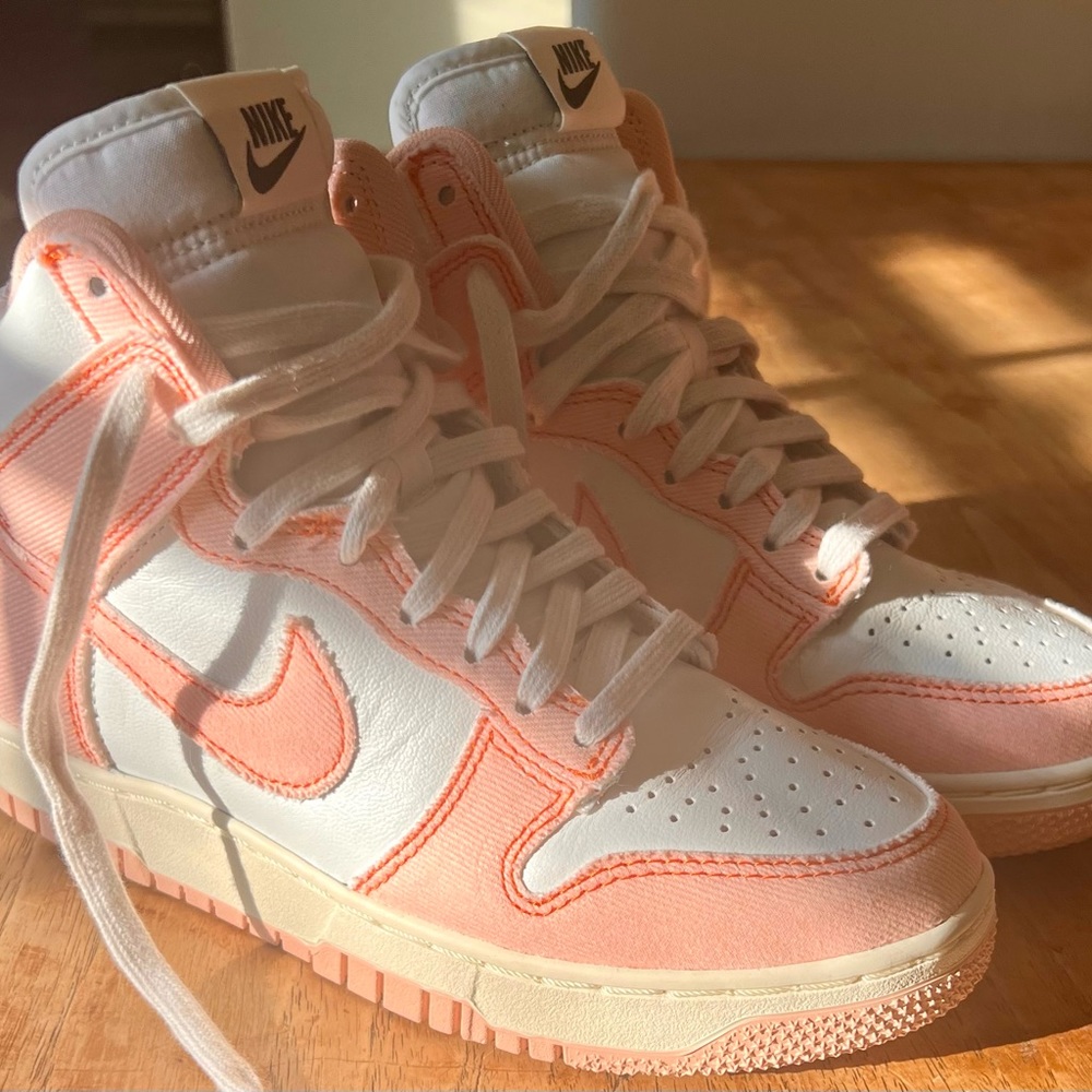 Nike Women’s Dunk High 1985 Arctic Orange Brand New Size 6